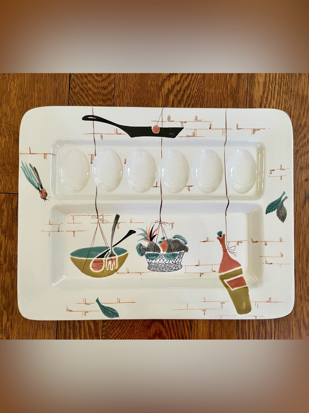 Retro Patio Hand Painted Ceramic Decorative Serveware Egg & Appetizer Platter